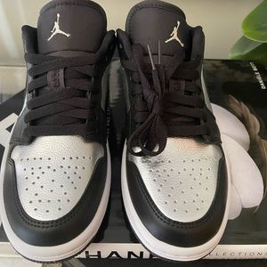 Nike Air Jordan 1 Low SE Silver Toe Women’s Sz 6.5